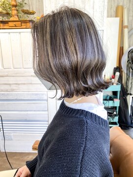 アクトゥス(AEQUITAS) 【冬のイメチェン相談クーポン】似合わせカット+カラー