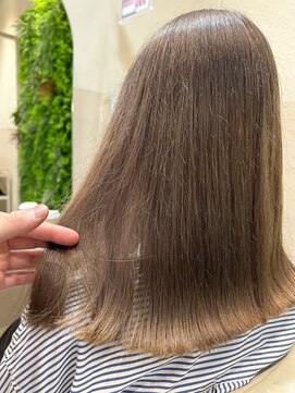 シダ(sida) ミルクティーベージュ