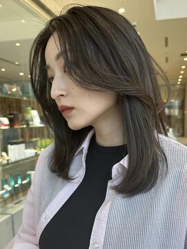 ミンクス 青山店(MINX) お顔まわりレイヤー 斜めバンググレージュカラーデザインカラー