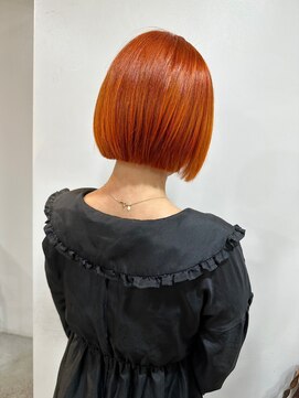 アイトーキョーエス 渋谷(AI TOKYO S) 斜めバング/シルキーベージュ/ブラントカット[渋谷駅]