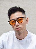 海外風アップバングバーバーフェードカット