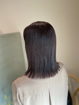 シスイ(sisui) パッツンボブ/ダークピンクパープルカラー