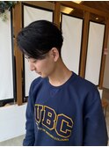 ニュアンスパーマで癖毛らしくセンターパート