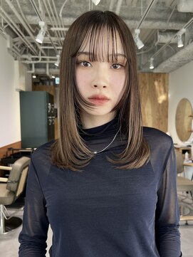 ノイカーム(noi Calm) noi Calm / ミディアムレイヤー /顔周りレイヤー /ミディアム