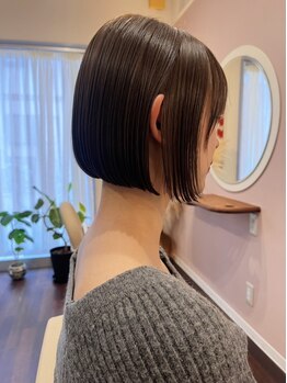 アプア(apua)の写真/お顔周りの似合わせはお任せください！再現性＆もちが良いカットで伸びてきてもカワイイショートスタイル＊