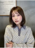 外ハネくびれミディアムボブ前髪ありタッセルボブレイヤーボブ