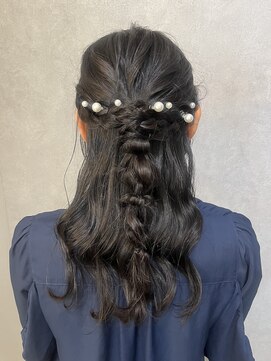 ウィスプ 赤羽店(wisp) ハーフアップ