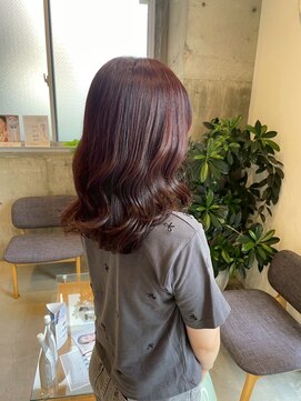 ニア 栄(nia) 大人シアーベージュミニウルフボブミディアムレイヤー