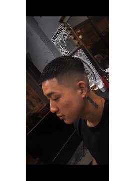 エーピーティートアウエスト(APT. TOR WEST) crop