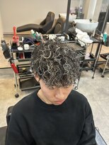 イーラ アメ村店(era)&nbsp;メッシュバロックパーマパーマ/メンズ/刈り上げ/眉毛/ツイスト