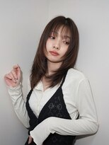 ヘーゼル 博多(HAZEL.)&nbsp;ミディアム　顔まわりレイヤー