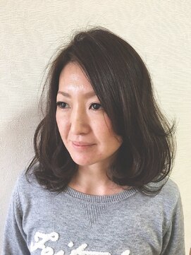 ルシード スタイル レクラ 栄生店(L'UCIDO STYLE L'eclat) 大人ロブ