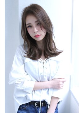 ロゼ 宝塚(Rose) 【Rose】外ハネで作るリラクシーセミロング★★