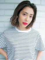 ルティア(Lutia)&nbsp;ハイライト 切りっぱなしボブ センターパート