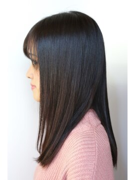 チェルモ(CHELUMO) セミロング