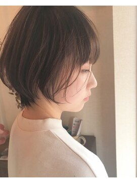 キセツ(ki se tsu) 浮いちゃうえりあしでも大丈夫　ショートとボブのあいだ