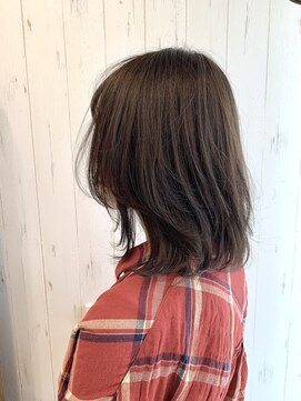 ロンド ヘアー(Rondo. Hair) シークレットハイライト#ミディアム