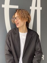 アース 海老名店(HAIR&MAKE EARTH) 田邉 颯梧