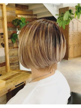 サーティースリー 石川町店(Thirty3) バレイヤージュボブ