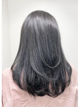 アンリ(Anli) 【tomomi*ハイライトカラー*グレージュ*アッシュ*レイヤー】