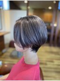 ハイライトショートボブ