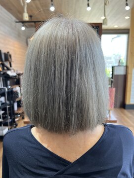 レック(REK) 白髪染め卒業　オンブリーチ　ハイトーンカラー