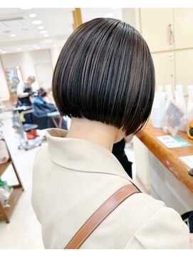モリオ フロム ロンドン サッポロファクトリー店(morio FROM LONDON) 【morio札幌】札幌ショートボブ　大人かわいい黒髪ミニボブ