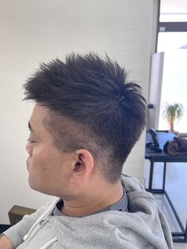 クーラ(cu-ra) ツーブロショート