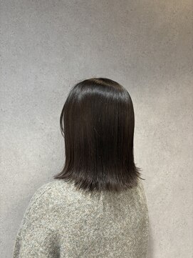 ラソ プエルト(LAZO puerto) ぱつっと切りっぱなしBob