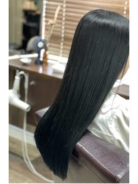 ルアン(Luan) ロング×ブルーブラック