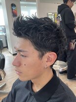 グッドタイムエフティフィフス 横浜西口(GoodTimes ft.fifth)&nbsp;横浜西口スパイキーショートツーブロック刈り上げフェード30代