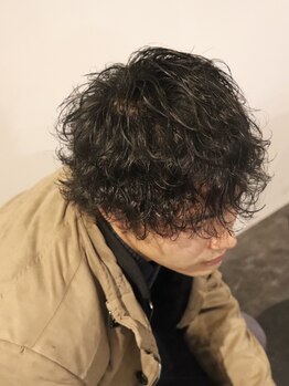 アールイー(Re:)の写真/最旬トレンドパーマもお任せください◇《デザイン×似合わせ》スタイルでワンランク上のあなたへ＿。