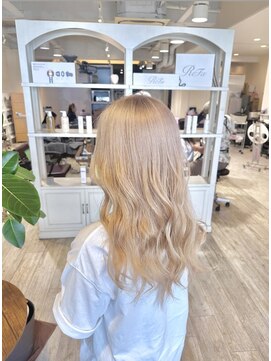 リー ルーチェ 布施(Lee Luce) ミルクティーベージュ