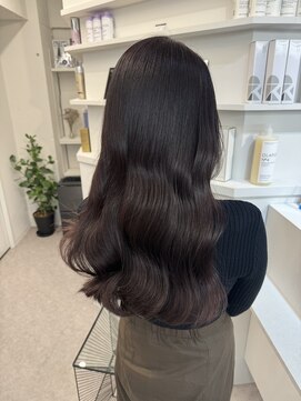 ペレ 栄 アネックス(PELE栄ANNEX) 韓国 くびれロング レイヤー ワンホンヘア 小顔前髪