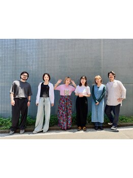 心地よい空間で、女性スタイリストによる丁寧な施術を体感してみて♪大人女性に人気で選ばれるciiaへ！