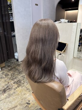 ユッカ 梅田(YUCCA) 【YUCCA】大人可愛い/ロング/milk tea greige