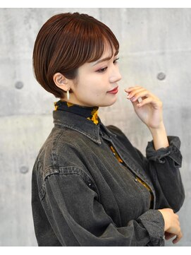 アイスバーグ(eyesburg) 30代40代小顔ふんわり丸みボブ◎透明感アッシュグレージュ