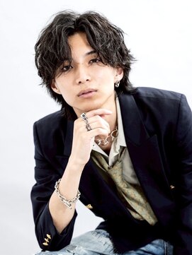 ビカム 名駅(become) 【縦落ちパーマ×コンマバング】センターパートサーフカール