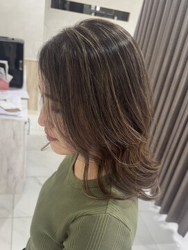 グランデュール 焼津店(GRANDEUR) ハイライト 細めハイライト ハイライトベージュ ブリーチ