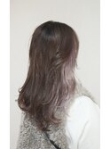 柔らかなラベンダーのインナーカラー