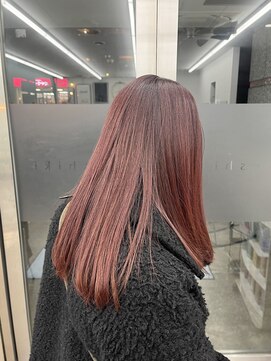 チェリーレッド