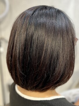 レディースショートボブ