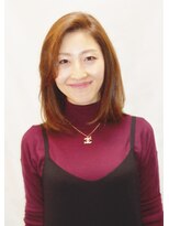 ヘアーフォーブリコス(hair for Brico's)&nbsp;イルミナカラーでツヤを！自然になびく大人なミディアムスタイル