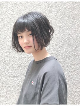 コニ(Coni) ♪coni♪クールでかっこいい前下がりボブ