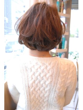 レウナ 外苑前(Reuna) 30代40代50代人気 ニュアンスワンカールボブ