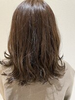 カーイ(Kkaaai powered by Ari gate) くびれヘアイルミナカラー３０代４０代大人可愛い甲斐ジュンヤ