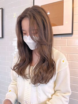 ジーナ セントラル銀座(Zina) パールベージュ*無造作ヘア*カーテンバング【ZinaCENTRAL】