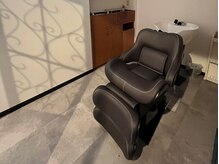 ポルコ(porco.)の雰囲気（シャンプーブースはくつろげる半個室空間♪ヘッドは高級リファ）
