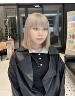 キーン 吉祥寺店(keen)&nbsp;《keen×オオキタ》シルバーベージュ×切りっぱなしボブ