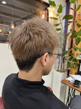 イズム(isms...) スパイキーアッシュベージュ